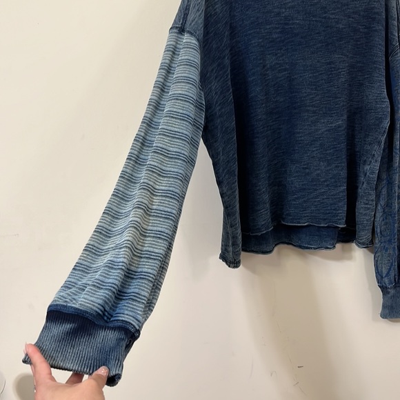 Free People We The Free Trippy Smiley Pullover Size M - Picture 3 of 12